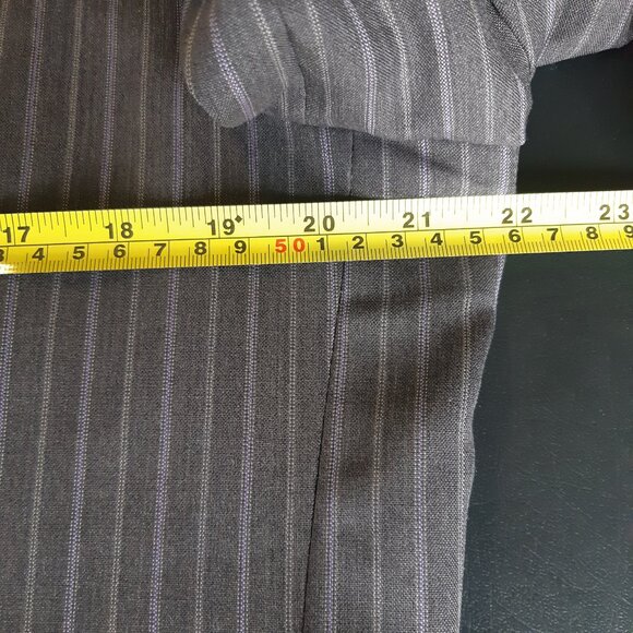 Perry Ellis 2 Piece Suit SZ 40T x 34 Grey w/Mauve & Grey Pinstripes 100% Wool - Picture 9 of 16